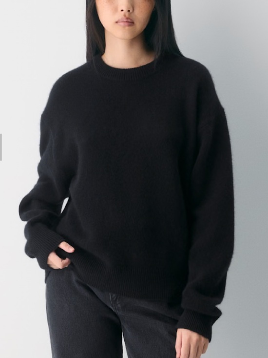Aritzia Sweaters - Aritzia - Babaton Cashmere Sweater